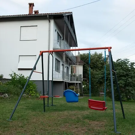 Kuca Za Odmor Zivkovic - Strmosten * Despotovac