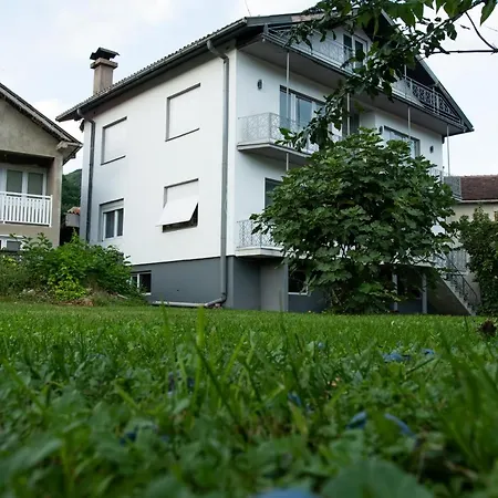 Kuca Za Odmor Zivkovic - Strmosten Apartment